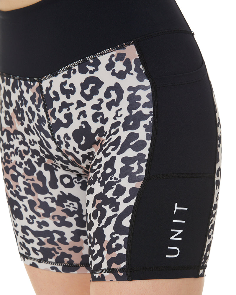 Ladies Momentum Active Shorts - Leopard