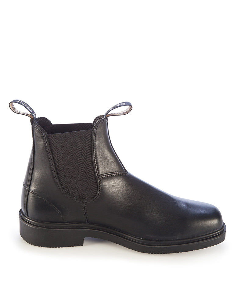 Pebbled black blundstones cheap